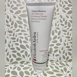 Elizabeth Arden Skin Balancing Exfoliating Cleanser 4.2 Oz
